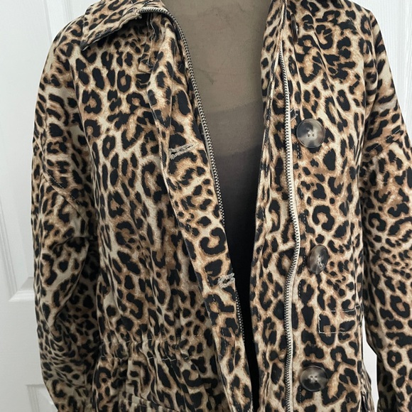 Cheetah print jacket - Picture 3 of 4